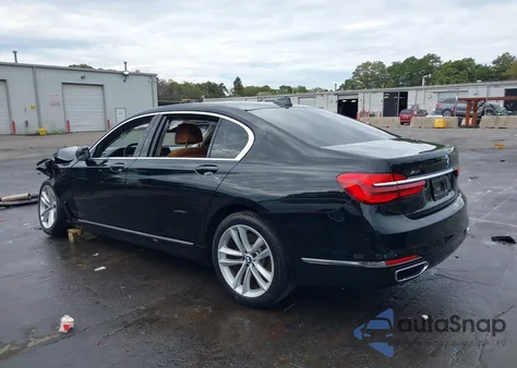 2018 BMW Alpina B7 xDrive z USA, uszkodzony, nr VIN WBA7F2C51JG423806